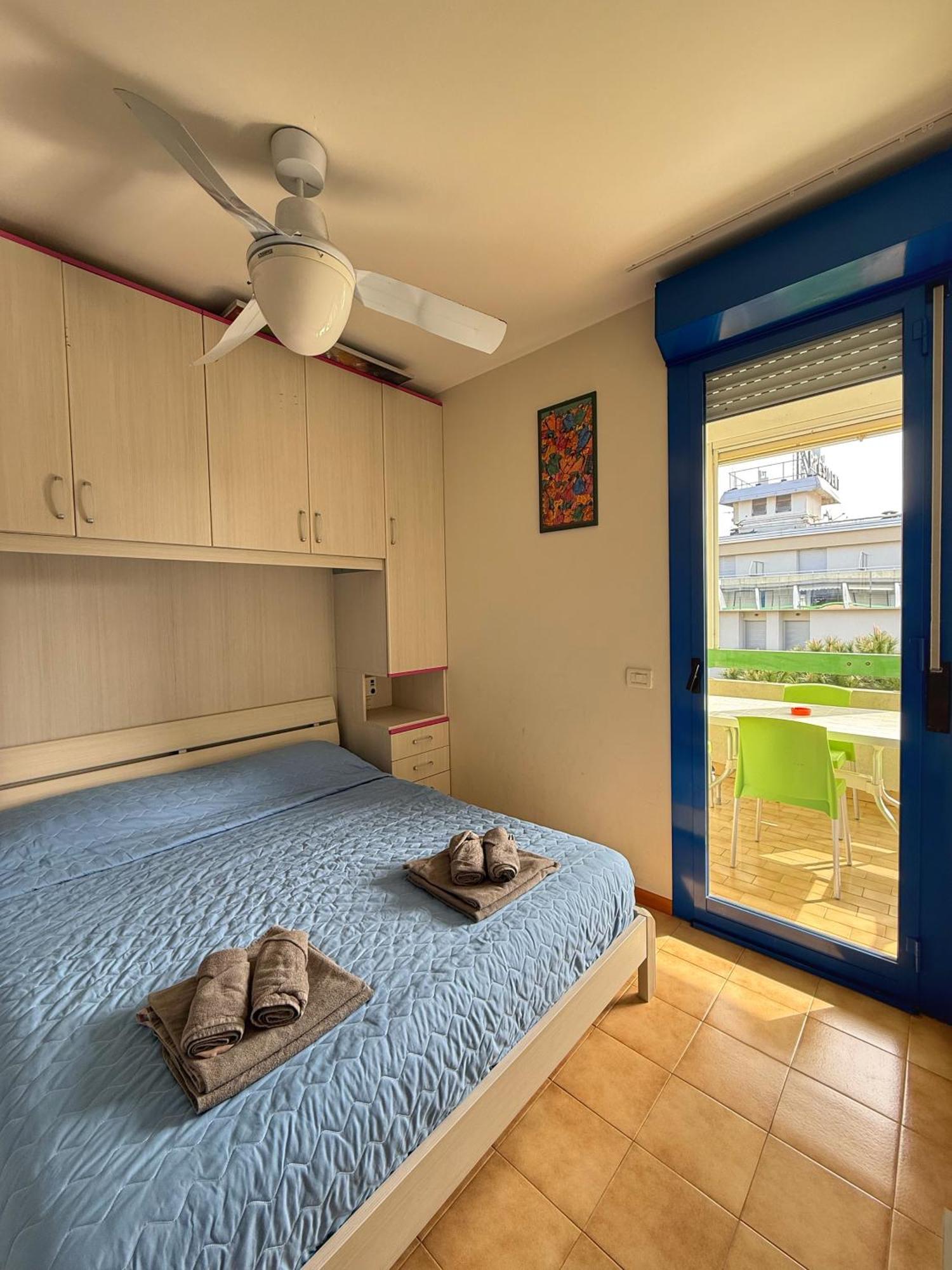 Grazioso Appartamento N 66 A Bibione A 100 Mt Dal Mare Exterior foto